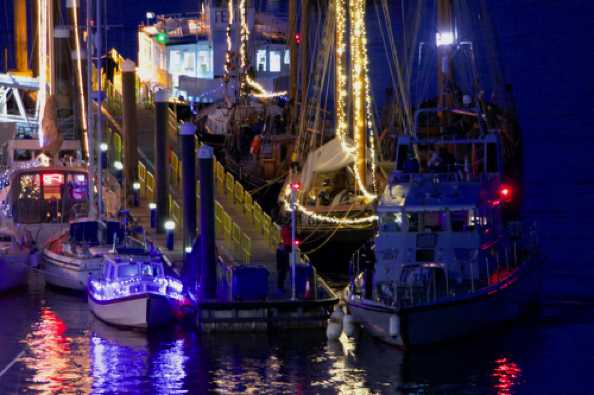 08 December 2020 - 17-02-28

-----------------------------
HMS Puncher arrives in Dartmouth